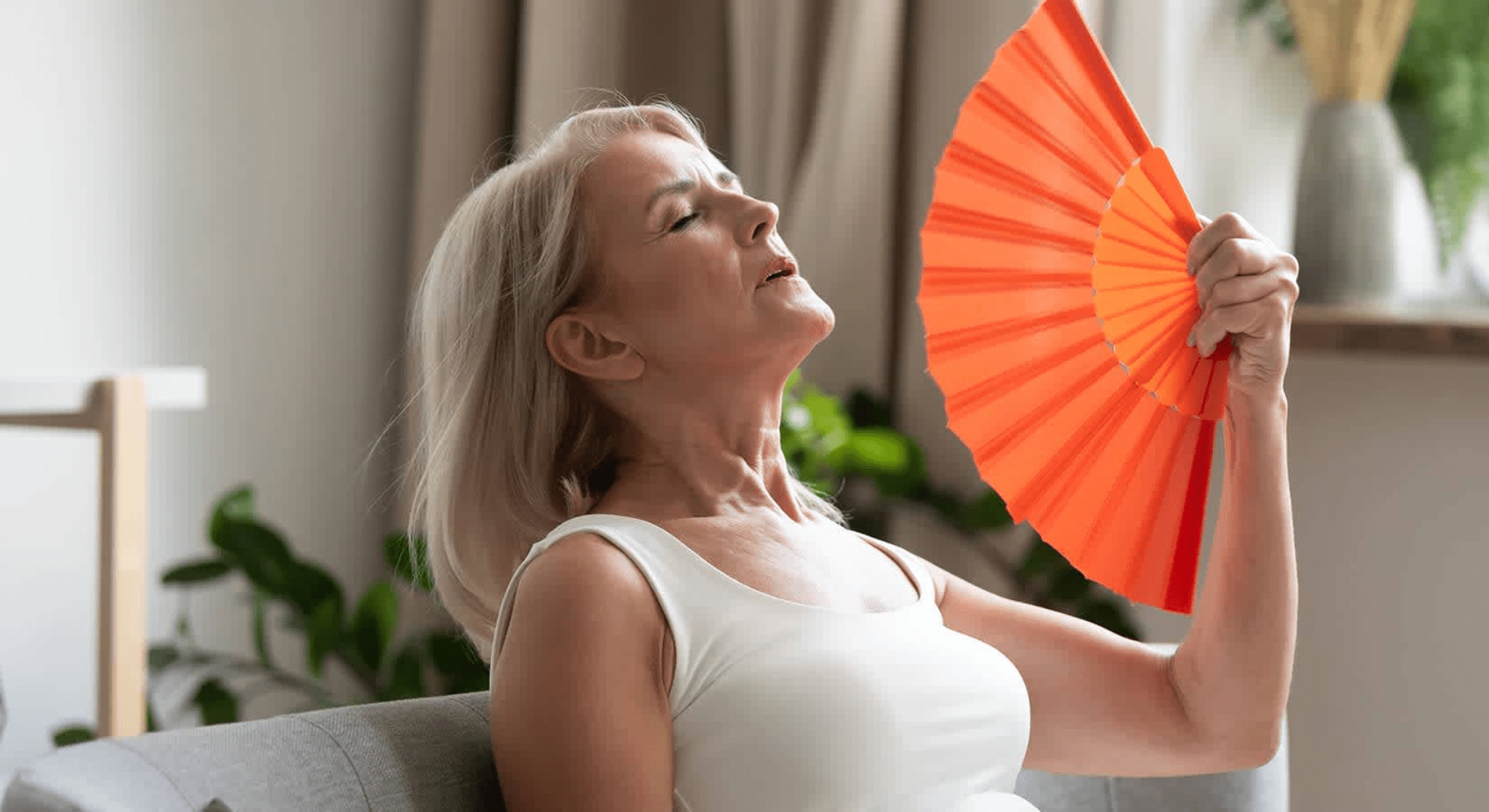 Hot Flashes In Summer And Red Light Therapy Effects